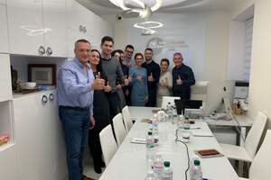 10 января 2020 года Prof.Fred Bergmann Germany провёл тренинг с командой Европейского Стоматологического Центра в Киеве.
